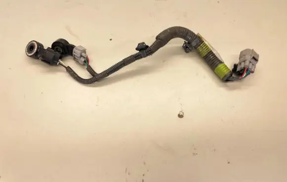 Lexus GS 250 350 300H 450H Detonation knock sensor 8961520090 8212530530