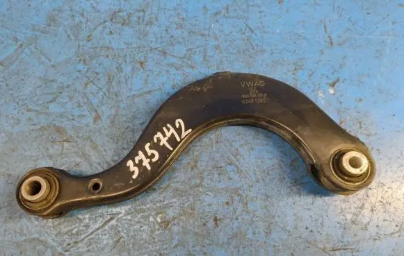 Volkswagen Tiguan Rear upper control arm/wishbone 500505351B