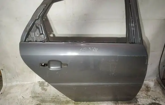 Opel Vectra C Rear door pilkos