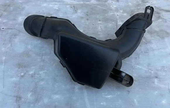 Nissan Pulsar Air intake duct part 3ZM00autopartsa1