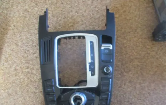 Audi A4 S4 B8 8K Head unit multimedia control 8T0919609WFX