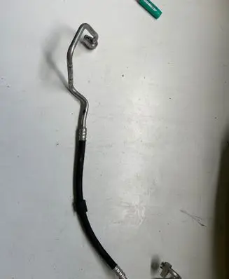 Air conditioning (A/C) pipe/hose