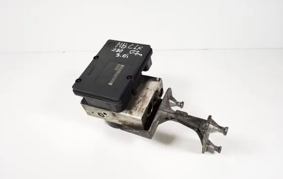 Mercedes-Benz CLK A209 C209 ABS Pump A0345457932