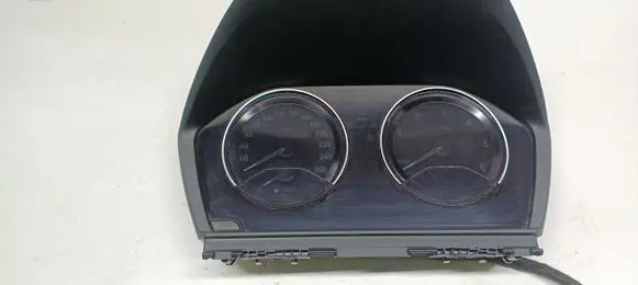 BMW 2 F46 Speedometer (instrument cluster) 143695