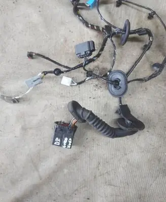 Ford Kuga I Front door wiring loom 8V4T14K138 31229440