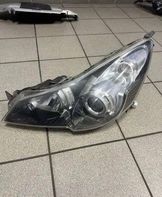 Subaru Legacy Headlight/headlamp 10020061 10020062 10020063