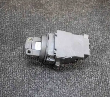 BMW 5 E60 E61 Ignition lock 6954722