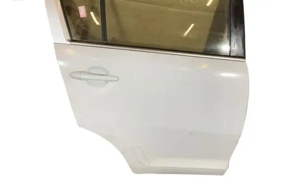 KIA Sportage Rear door