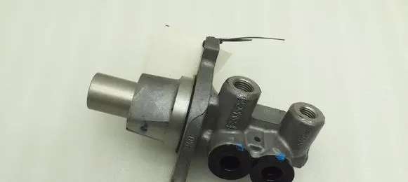 Ford Mustang V Clutch master cylinder 6614 0291BA