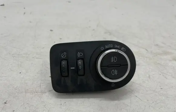 Opel Zafira C Light switch 13470454