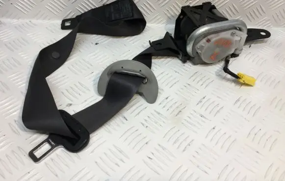 Honda Civic Front seatbelt 81850SMGE110M4