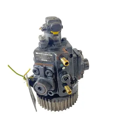 Opel Vectra C Fuel injection high pressure pump 0055204599 0445010097