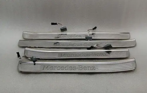 Mercedes-Benz S W222 Front door trim (molding) A2226805435