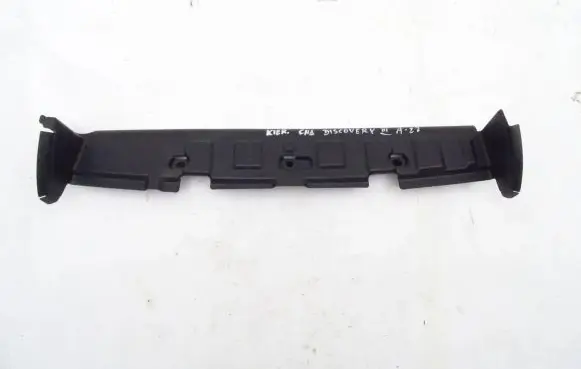 Land Rover Discovery 3 - LR3 Radiator trim DXJ500100