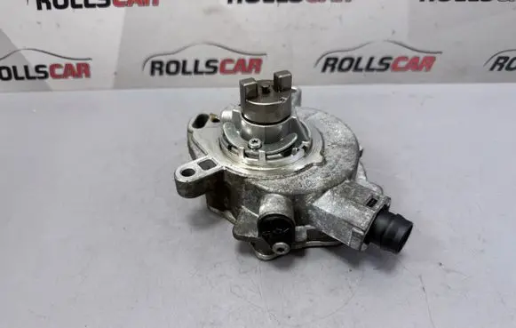 Ford Focus Vacuum pump CM5G2A451GB D87TA 20180131