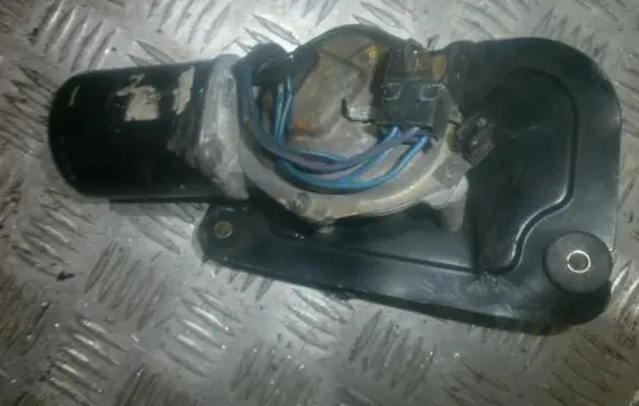 Mitsubishi Colt Wiper motor