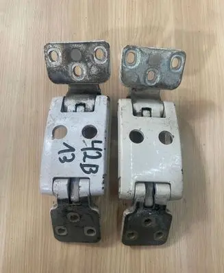 Mercedes-Benz Sprinter W906 Rear door hinge set A9087400037