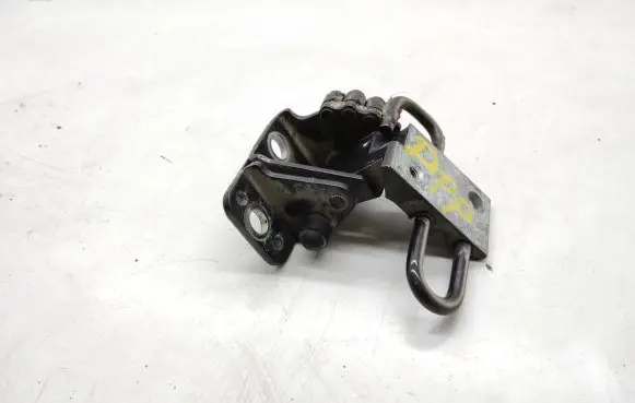 Volkswagen PASSAT B7 Front door lower hinge 3C8831412B