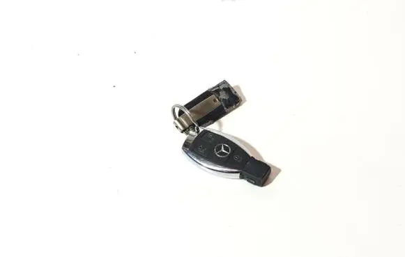 Mercedes-Benz ML W166 Ignition key/card 10123123