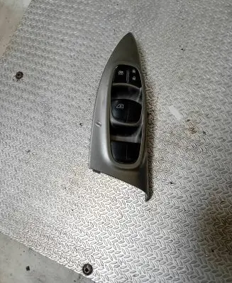 Nissan Juke I F15 Electric window control switch 254011KA5E 090EA01