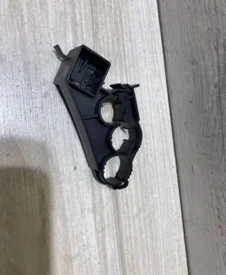 BMW 1 F70 Engine mounting bracket 9871691