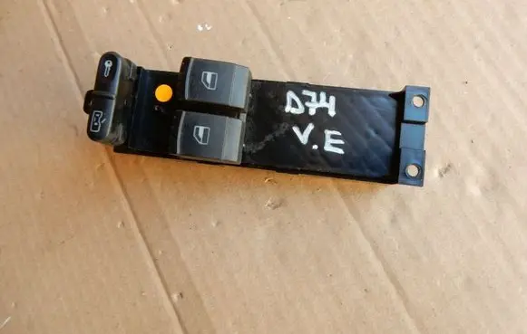 Volkswagen Golf IV Electric window control switch 1J3959857B 40407