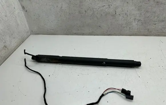 BMW X6 M Tailgate/trunk strut/damper 20072014