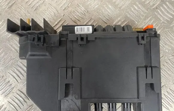 Mercedes-Benz S W221 Fuse module 2215400250