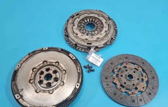 Volkswagen Touran I Dual mass flywheel 03L105266CA IMPRK1579233