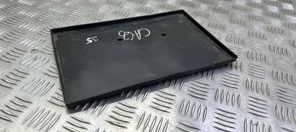 Battery tray