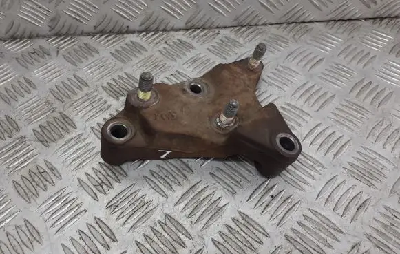 Mazda Premacy Gearbox mounting bracket