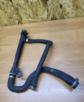 Volvo XC90 Intercooler hose/pipe 7G9N-8A594-AA