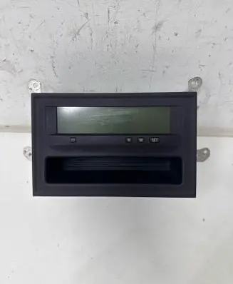 Mitsubishi Grandis Screen/display/small screen MN141366VB