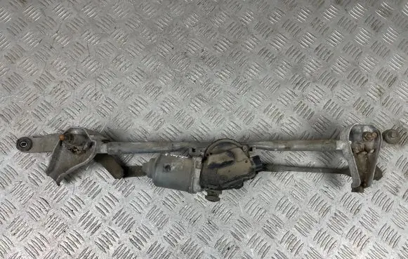 Subaru Forester SH Front wiper linkage and motor 86511SC010