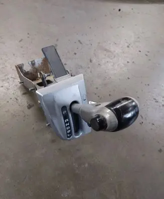 KIA Carnival Gear shifter/selector 05C07