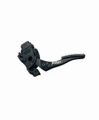 Volvo V50 Accelerator throttle pedal C95YE04 31329371