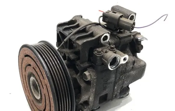 Mazda 6 Air conditioning (A/C) compressor (pump) H12A1AF4DW