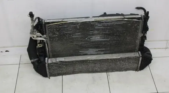 Ford Focus Radiator set 