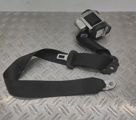 Skoda Octavia Mk2 (1Z) Front seatbelt 1Z0857701B