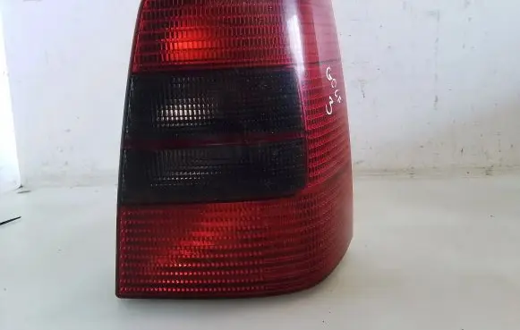 Volkswagen Golf III Rear/tail lights