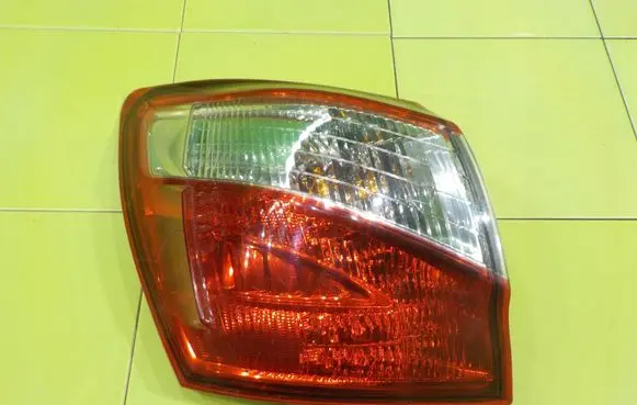 Nissan Qashqai Rear/tail lights ZP4