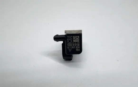 Porsche Panamera (971) Airbag deployment crash/impact sensor 971907656