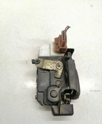 Peugeot 607 Rear door lock
