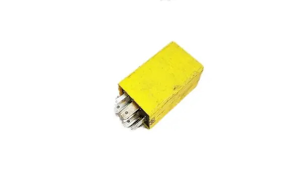 Renault Laguna I Other relay 8121001