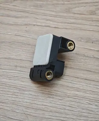BMW X5 E70 Airbag deployment crash/impact sensor 6911003 240710 0285003900