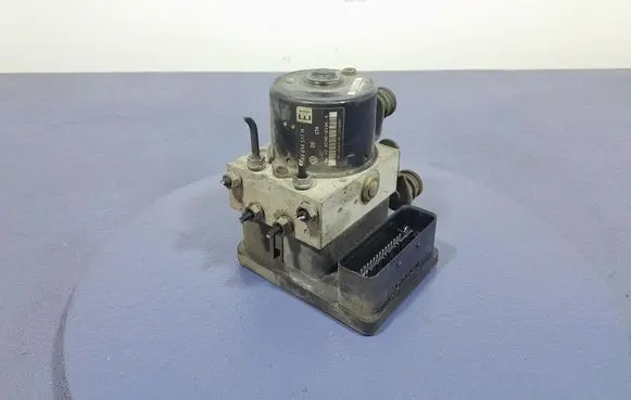Volkswagen Golf Plus ABS Pump 1K0614517H