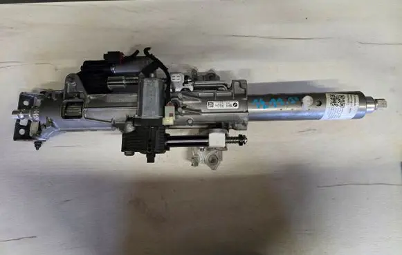 BMW X5M G05 F95 Steering wheel axle 6894882