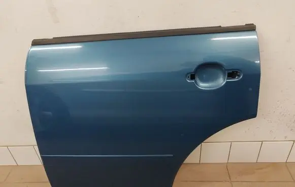 Rear door