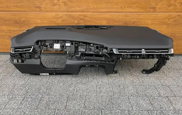 BMW 2 Active Tourer U06 Dashboard 