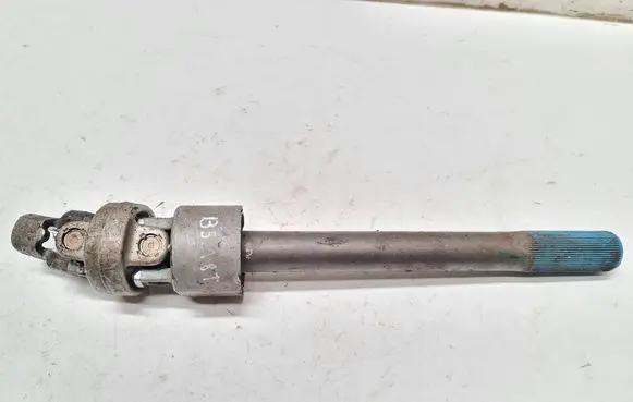Volkswagen PASSAT B5 Steering column universal joint 